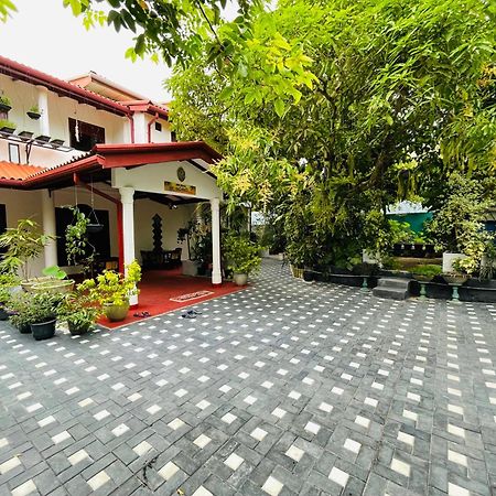 Kanthi Holiday Rest Homestay Mirissa Ngoại thất bức ảnh