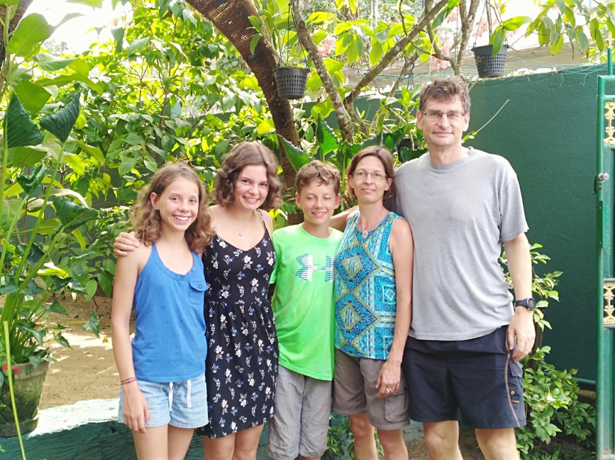Kanthi Holiday Rest Homestay Mirissa Ngoại thất bức ảnh