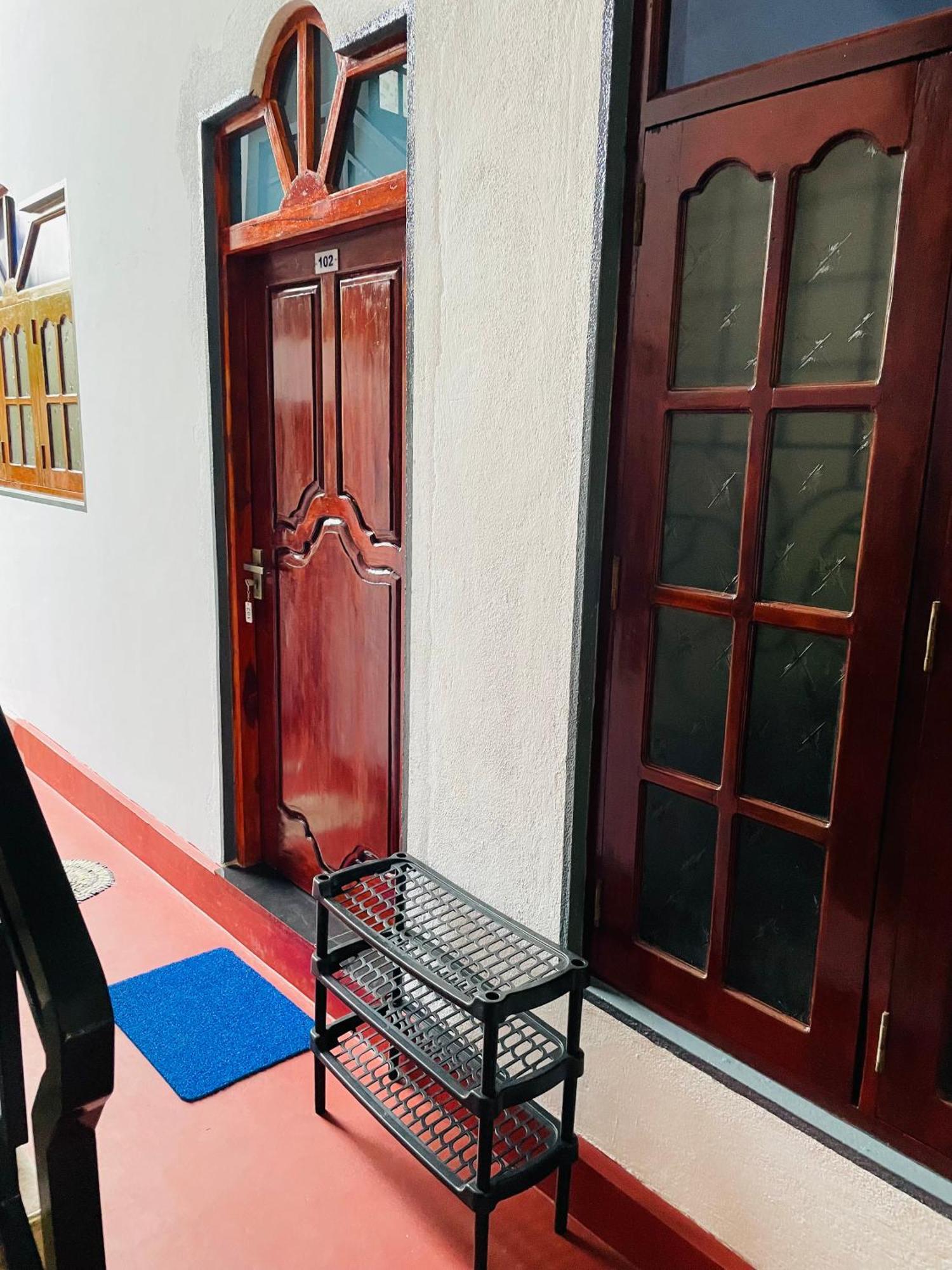 Kanthi Holiday Rest Homestay Mirissa Ngoại thất bức ảnh